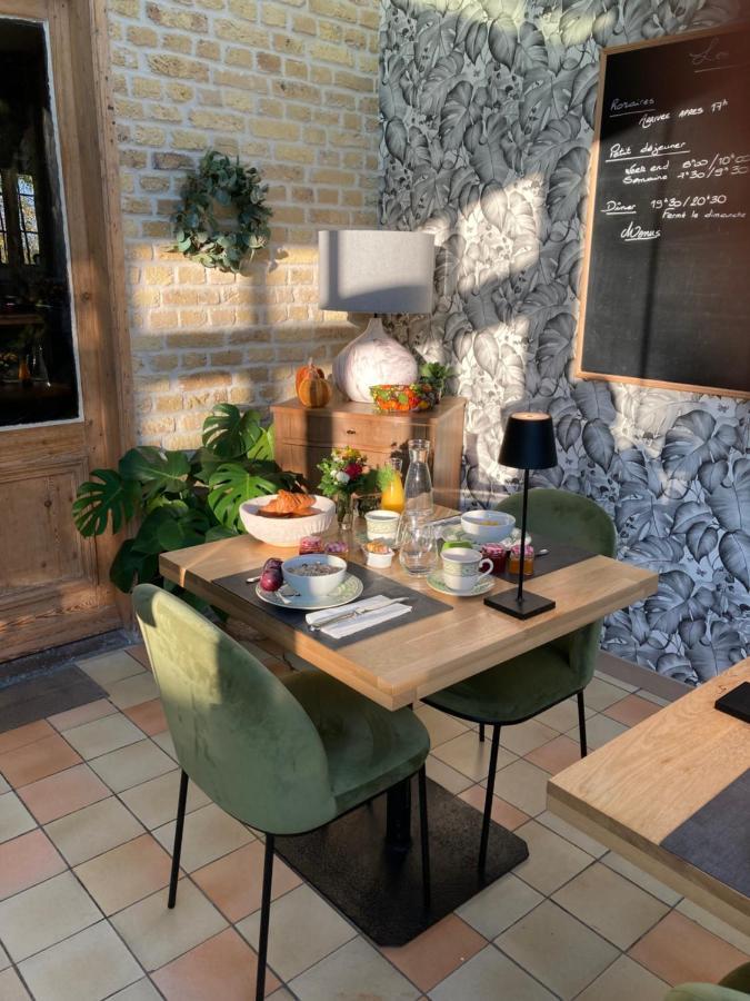 Les Berges Hotel Bourbourg Екстериор снимка